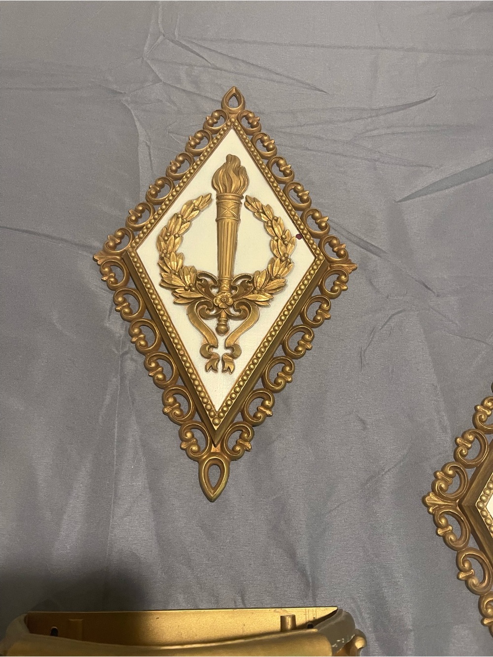 Homco Gold and Cream Ornate 4-Piece Wall Plaque Set with Urn and Lyre Motifs - Picture 3 of 12
